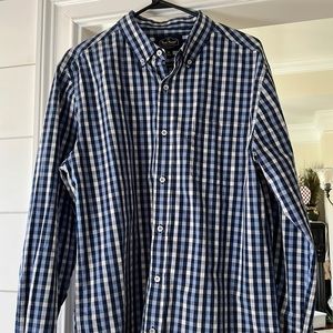 Blue, navy, white plaid Nat Nast long sleeve button up dress shirt.
